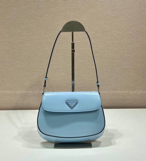 프라다 1BD311 브러쉬드 레더 플랩 숄더백