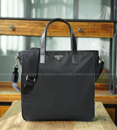프라다 2VG064 나일론 토트백 남성용