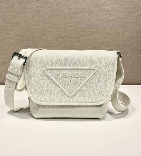 프라다 2VD056 로고 스트랩 숄더백 남성용