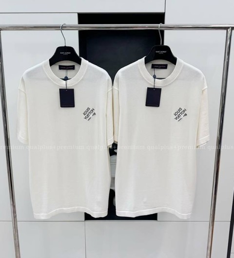 루이비통 엠브로이더드 시그니처 니트 반팔