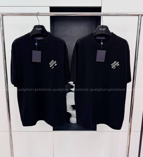 루이비통 엠브로이더드 시그니처 니트 반팔