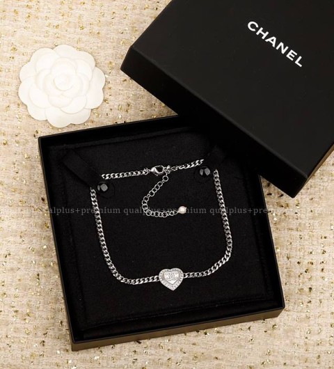 샤넬 CC 하트 초커 네크리스 목걸이