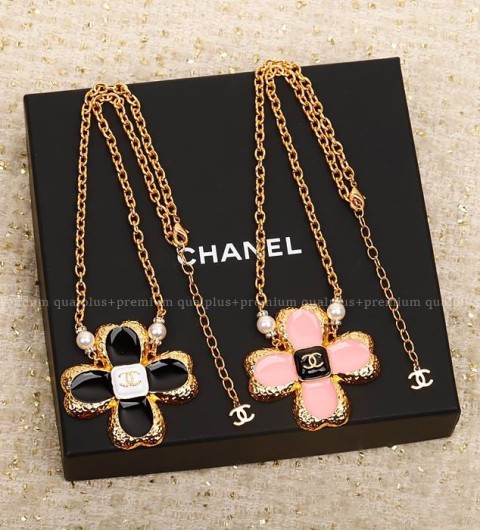 샤넬 CC 클로버 네크리스 목걸이 (2color)