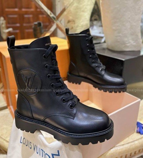 루이비통 테리토리 플랫 레인저 부츠 여성용