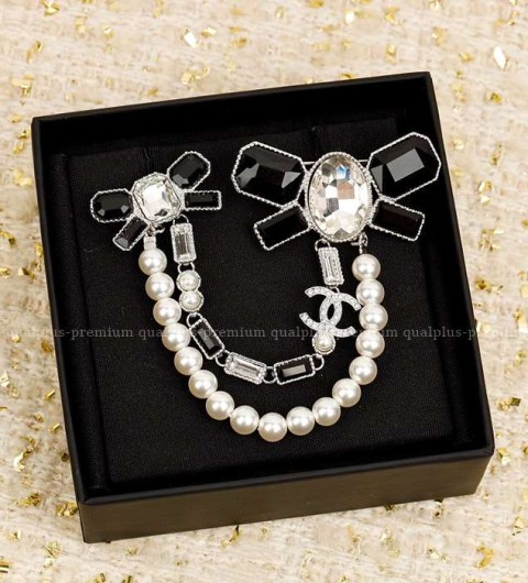 샤넬 23K 브로치