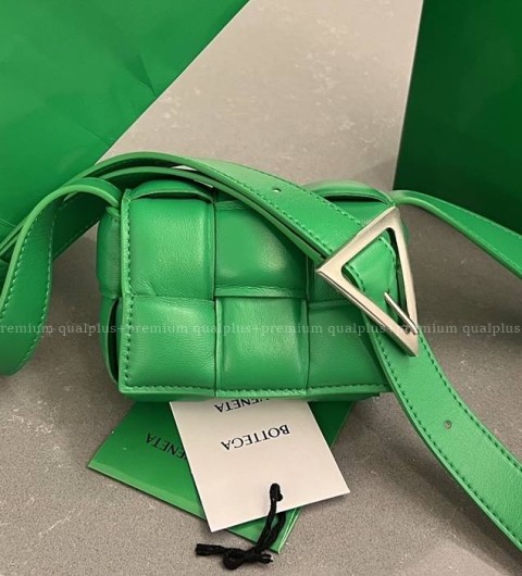 보테가베네타 716648 패딩 카세트 숄더백 미니