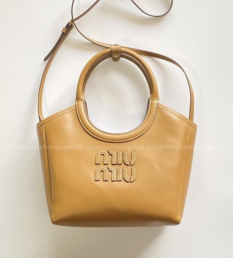 미우미우 아이비 가죽 핸드백