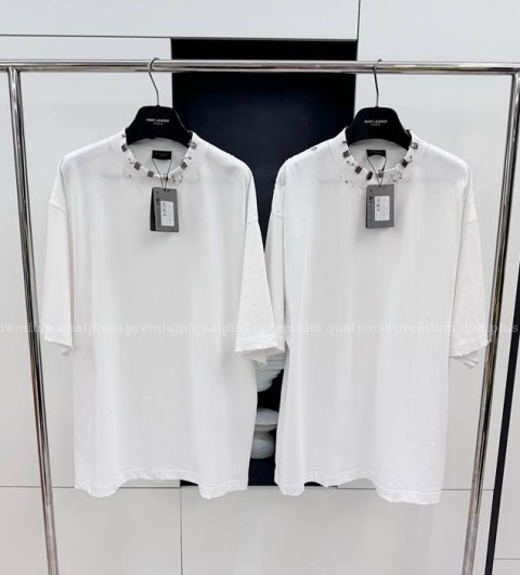 발렌시아가 피어싱 오버사이즈 반팔티셔츠