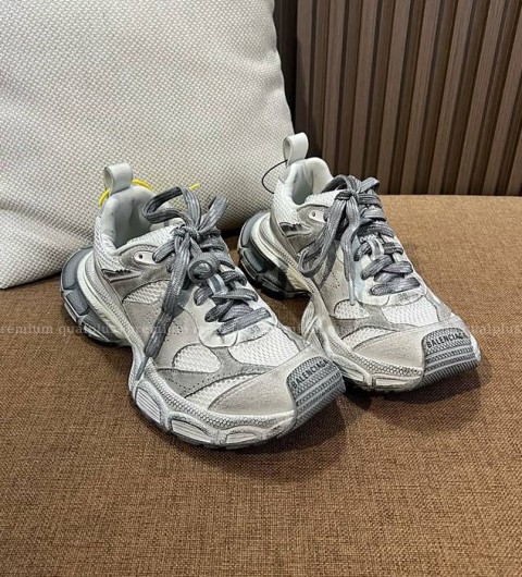 발렌시아가 3XL 스니커즈 남녀공용