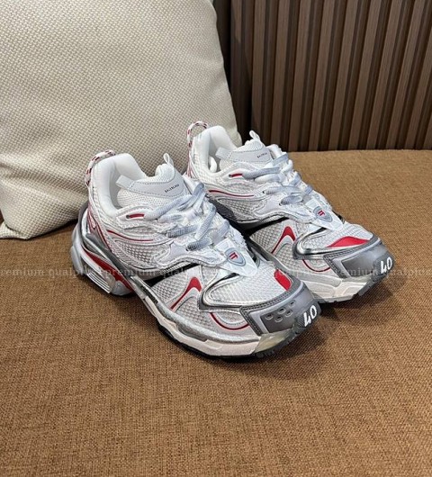 발렌시아가 러너 2.0 스니커즈 남녀공용