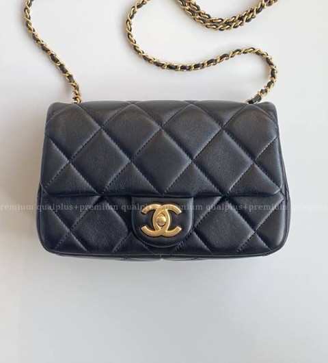 샤넬 클래식 숄더백 뉴미니