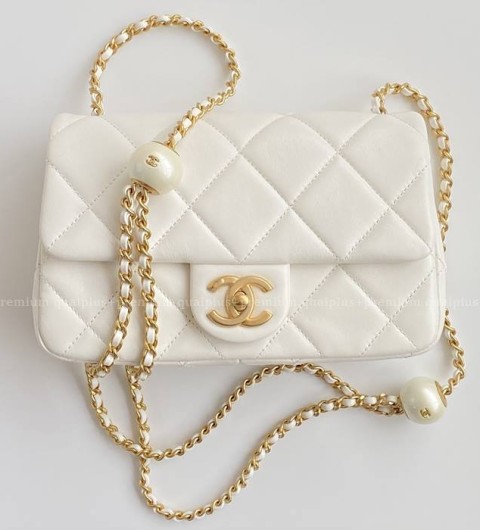 샤넬 클래식 숄더백 뉴미니