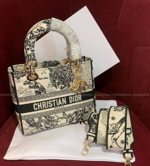 디올 LADY D-LITE 디라이트 레이디백 미듐