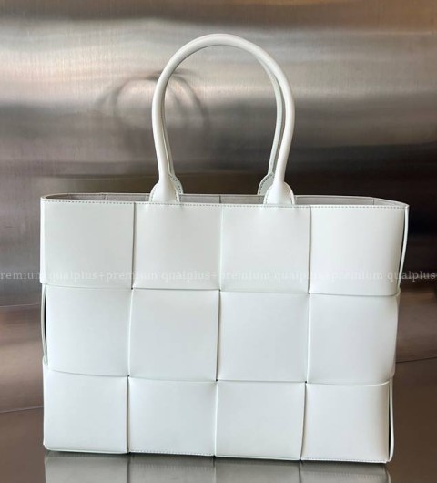 보테가베네타 729244 아르코 토트백 미듐