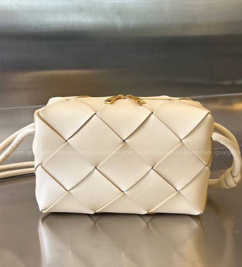 보테가베네타 709417 카세트 카메라백 스몰