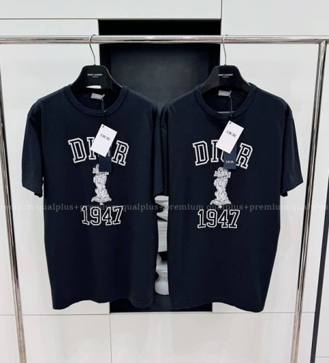 디올 보디 캐주얼 핏 반팔티셔츠