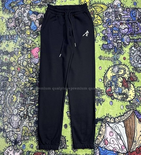 루이비통 로고 조깅 팬츠