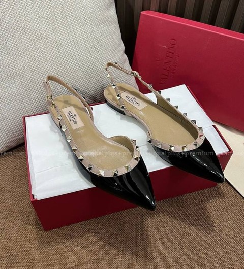 발렌티노 락스터드 슬링백 여성용