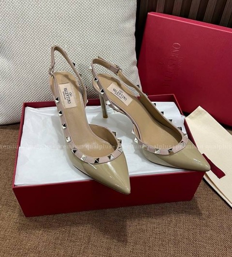 발렌티노 락스터드 슬링백 8.5cm 여성용