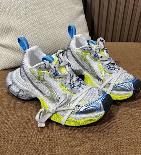 발렌시아가 3XL 스니커즈 남녀공용