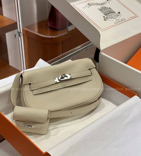 에르메스 켈리 무브백