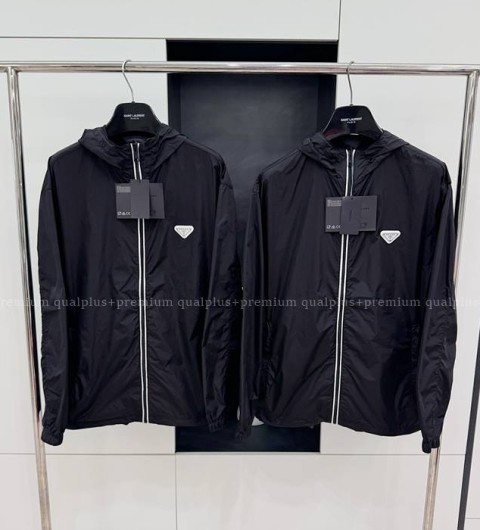프라다 로고 윈드브레이커 자켓