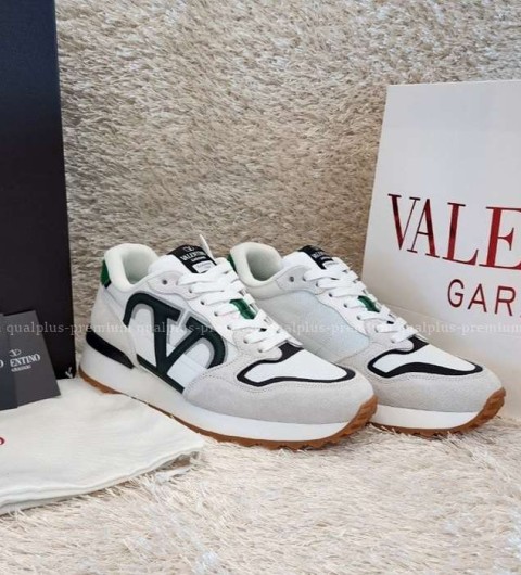 [국내배송] 발*티노 V로고 페이스 로우탑 스니커즈