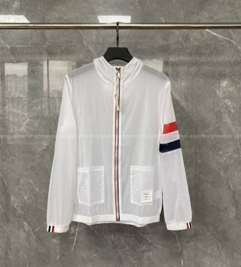 톰브라운 스트라이프 바람막이 자켓