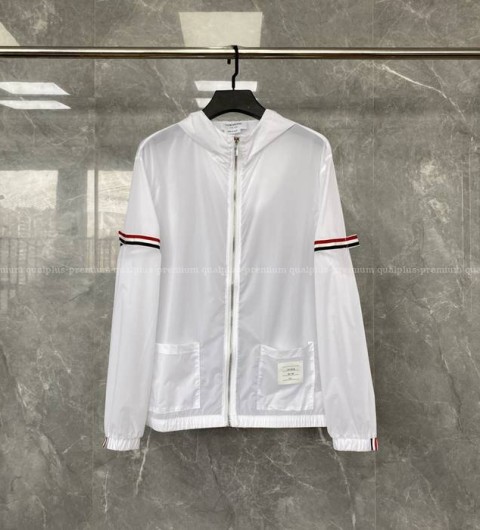 톰브라운 암밴드 바람막이 자켓