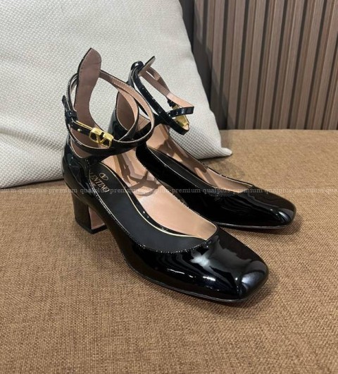 발렌티노 가라바니 탱고 펌프스 여성용