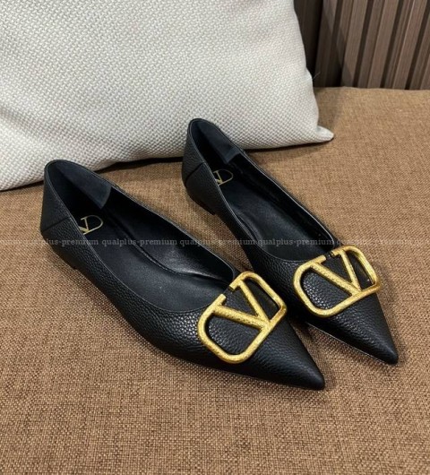 발렌티노 V로고 시그니처 발레리나 플랫슈즈 여성용