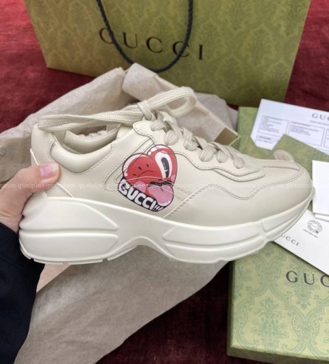 구찌 캐릭터 라이톤 스니커즈 여성용