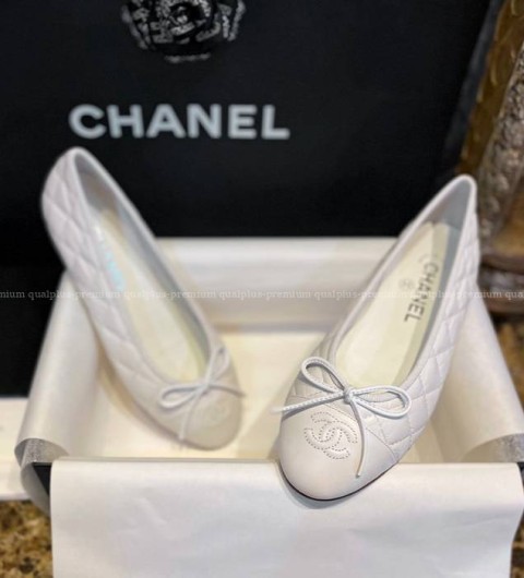 샤넬 퀄팅 발레리나 플랫슈즈 여성용