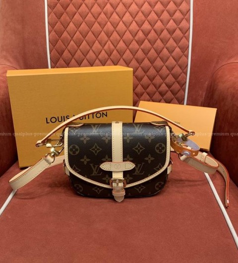 루이비통 M46740 소뮈르 숄더백 BB
