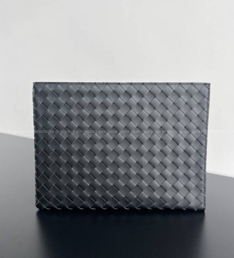 보테가베네타 607479 인트레치아토 하프 지퍼 파우치 클러치백 남성용