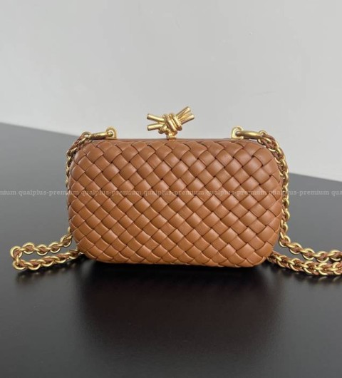 보테가베네타 776662 체인 놋 숄더백