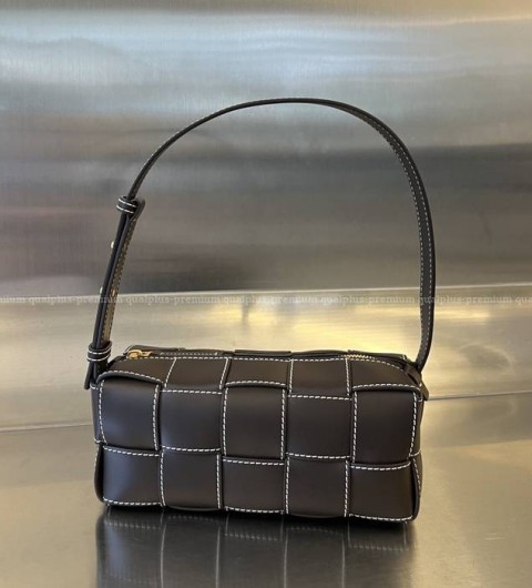 보테가베네타 729251 브릭 카세트백 스몰 남녀공용