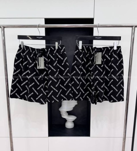 발렌시아가 로고 쇼츠 반바지