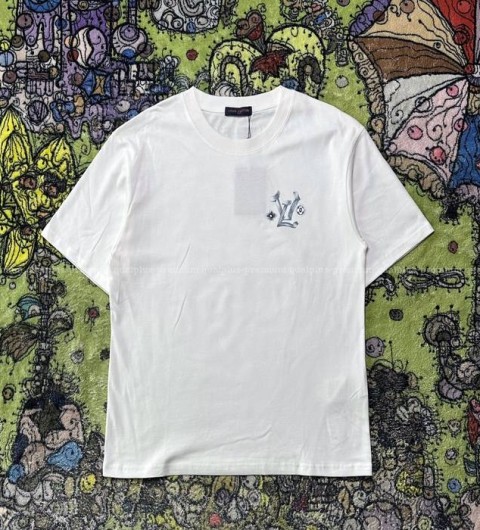 루이비통 로고 반팔티셔츠