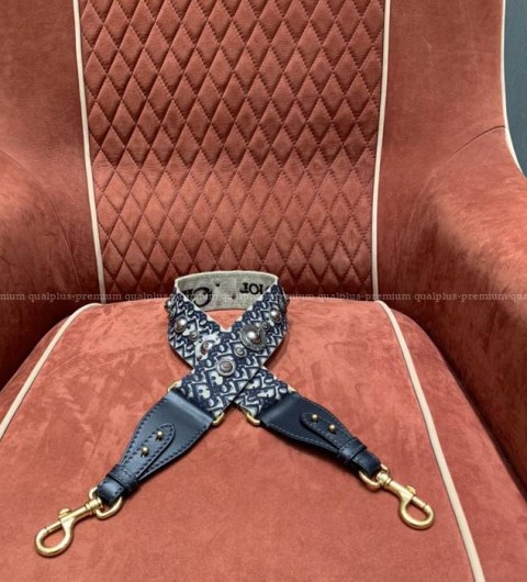 디올 오블리크 자수 숄더 스트랩