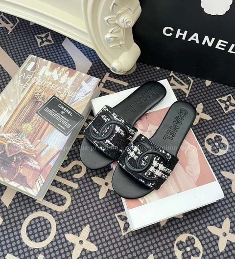 [국내배송] 샤* COCO 로고 트위드 뮬 슬리퍼