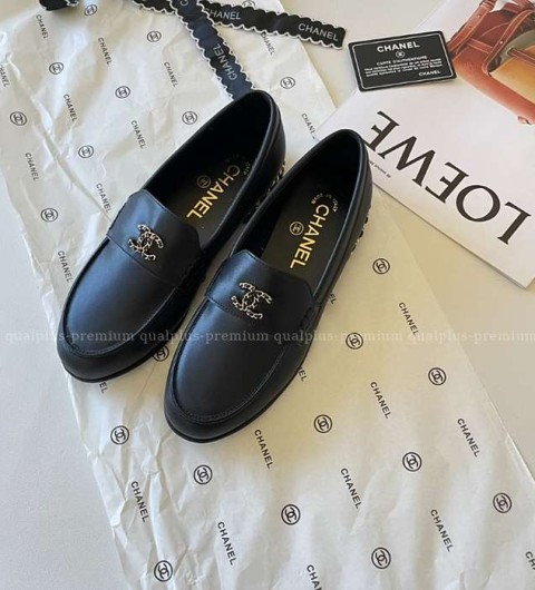 [국내배송] 샤* 19 체인 CC로고 모카신 레더 로퍼