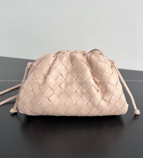 보테가베네타 576227 파우치