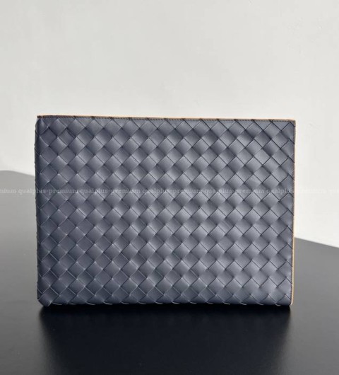 보테가베네타 607479 인트레치아토 하프 지퍼 파우치 클러치백 남성용