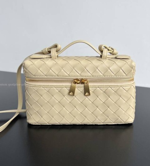 보테가베네타 789109 스트랩 베니티 케이스 핸드백