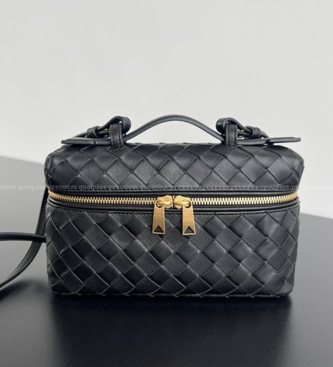 보테가베네타 789109 스트랩 베니티 케이스 핸드백