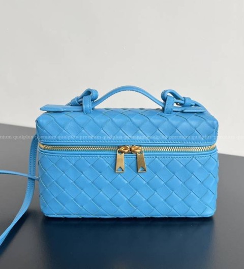 보테가베네타 789109 스트랩 베니티 케이스 핸드백