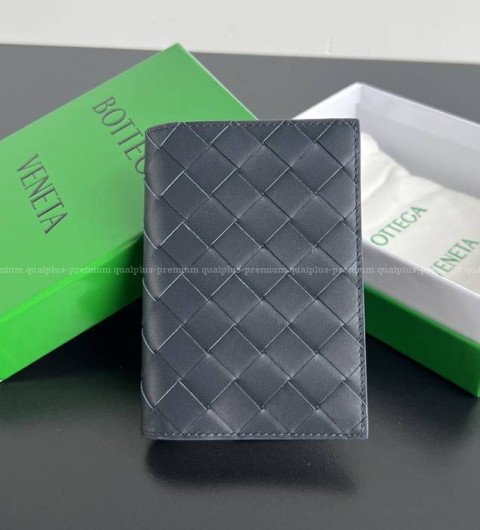 보테가베네타 607482 여권 케이스 지갑 남녀공용