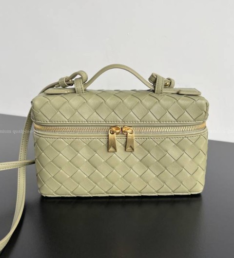 보테가베네타 789109 스트랩 베니티 케이스 핸드백