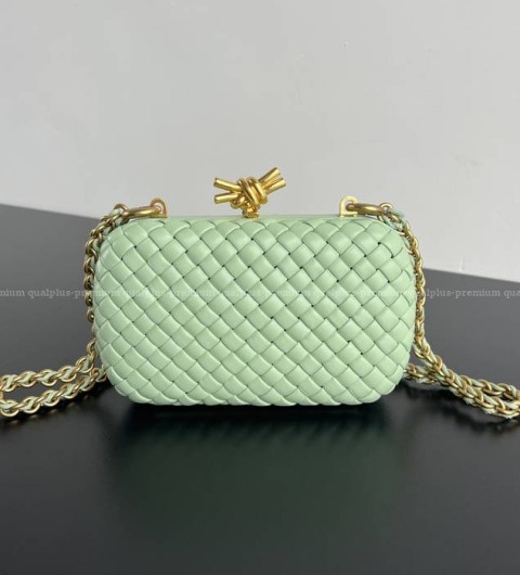 보테가베네타 776662 체인 놋 숄더백